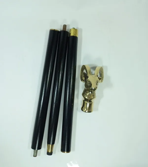 Wooden_Folding_Walking_Stick_With_Brass_Handle