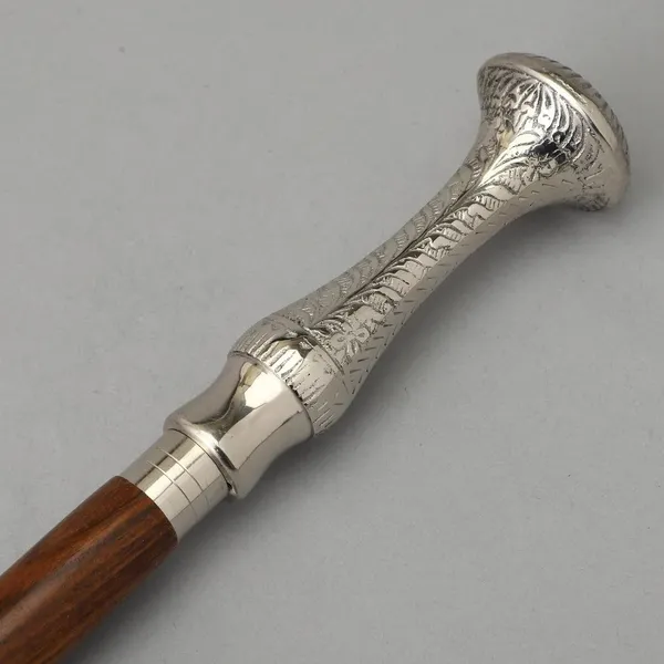 Foldable_Walking_Stick_With_Knob_Handle