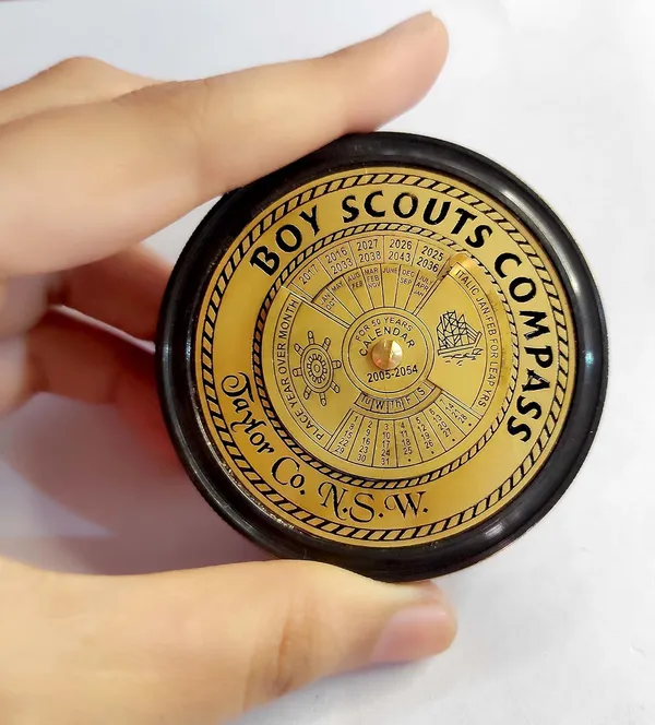 Vintage_Boy_Scouts_Compass_And_Oath_Set_5_08_Cm_Brass_And_Glass_Antique_Navigation_Tool