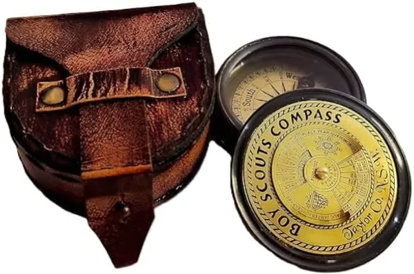 Boy_Scouts_Compass_With_Leather_Cover