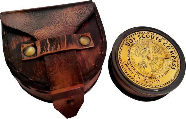 Boy_Scouts_Compass_With_Leather_Cover
