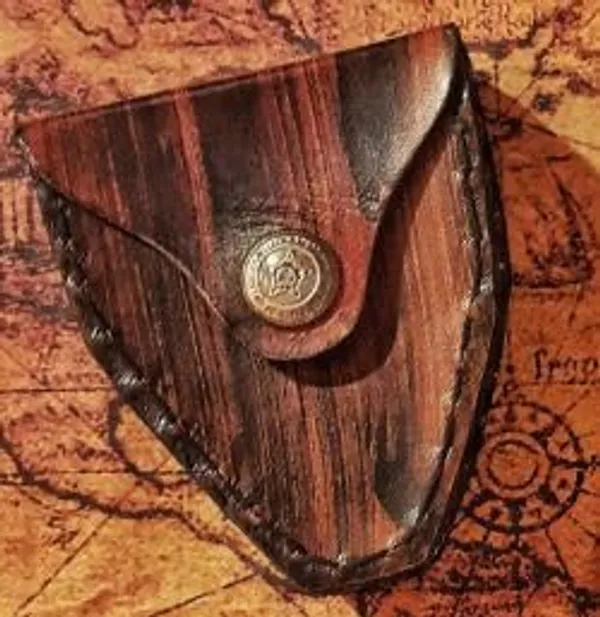 Pocket_Watch_With_Chain_And_Leather_Case