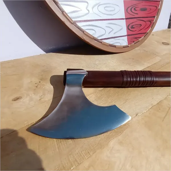 Metal_Star_Shield_Prop_Replica
