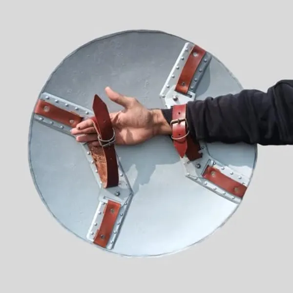 Metal_Shield_Replica_With_Arm_Straps