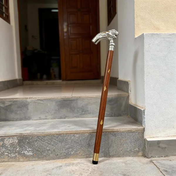 Walking_Stick_With_Aluminum_Lion_Handle