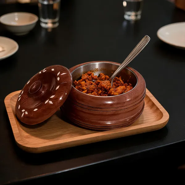 Wooden_Serving_Bowl_With_Steel_Lining
