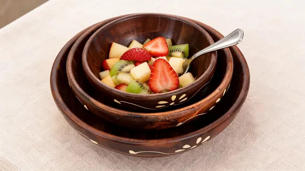 Wooden_Serving_Bowl_With_Brass_Inlay