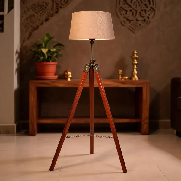 Tripod_Floor_Lamp