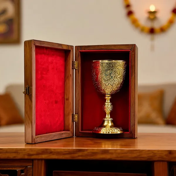 Brass_Wine_Goblet_With_Wooden_Box