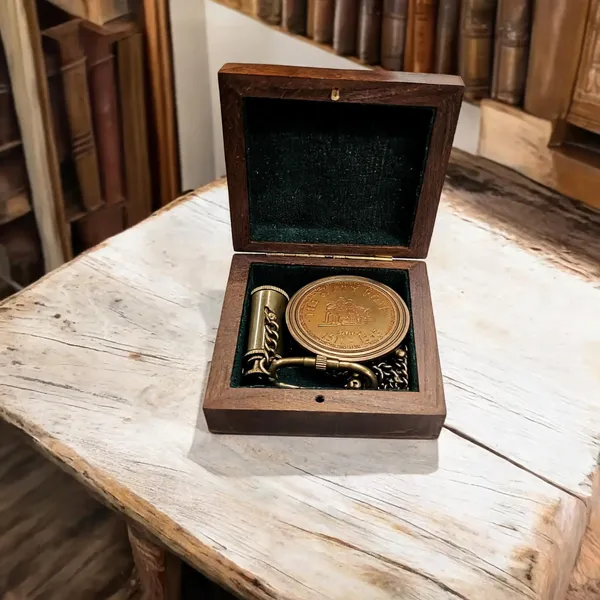 Brass_Sundial_Compass_And_Telescope_Set_With_Wooden_Box