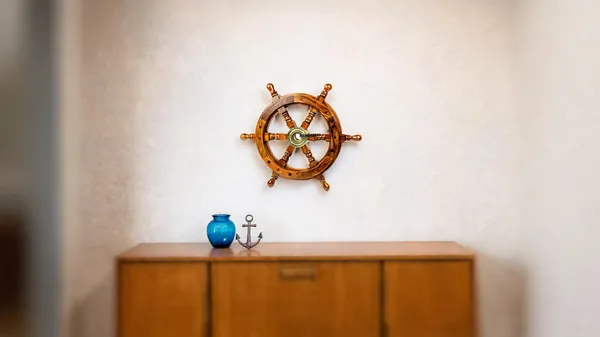 Wooden_Ship_Wheel_Wall_Decor
