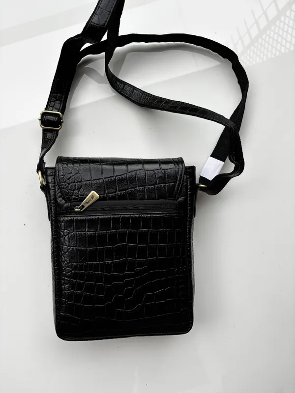 Black_Genuine_Leather_Crossbody_Bag_For_Women
