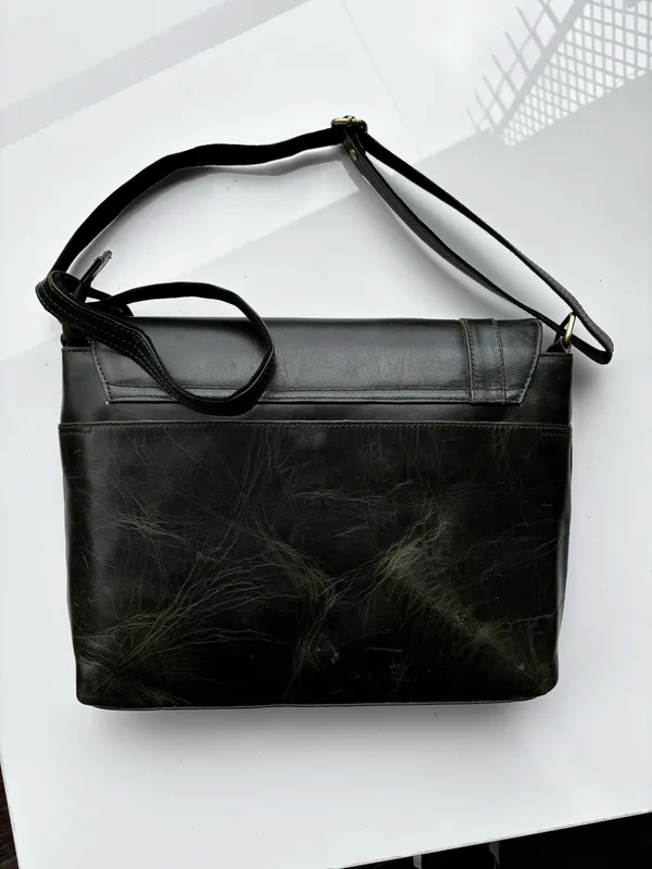 Green_Genuine_Leather_Messenger_Bag_For_Men