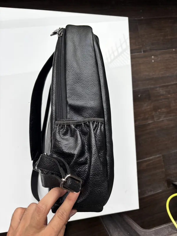 Black_Genuine_Leather_Casual_Backpack_For_Men