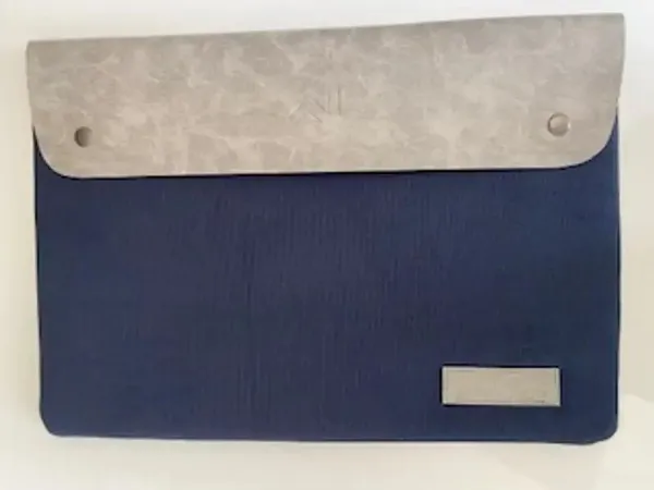 Navy_Vegan_Leather_Laptop_Bag_For_Office