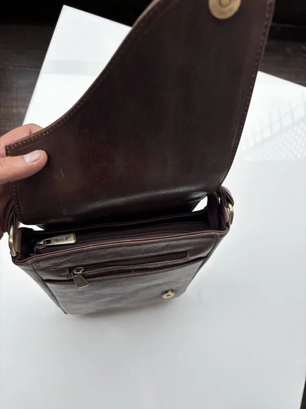 Brown_Genuine_Leather_Sling_Bag_For_Men