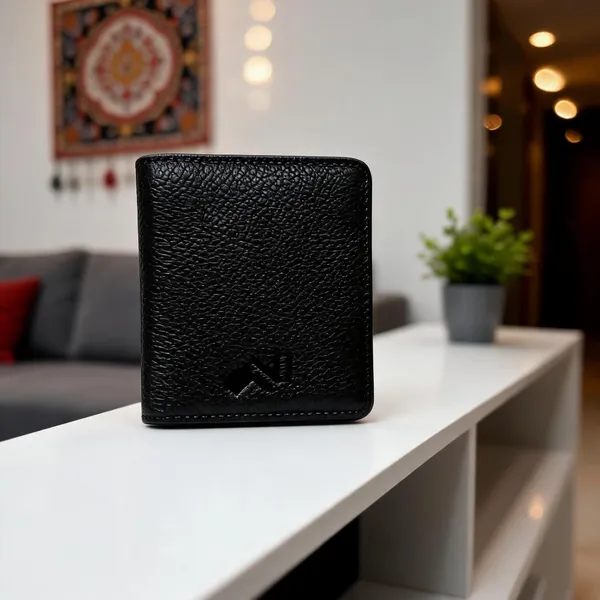Black_Genuine_Leather_Bifold_Wallet_For_Men