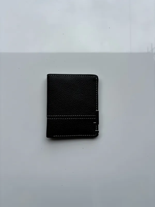 Black_Genuine_Leather_Compact_Wallet_For_Men