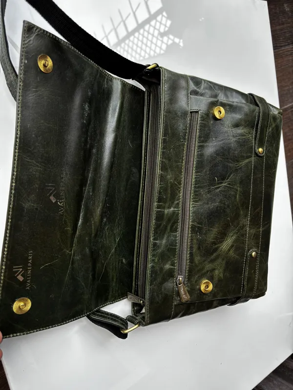 Green_Genuine_Leather_Messenger_Bag_For_Men
