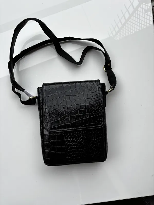 Black_Genuine_Leather_Crossbody_Bag_For_Women
