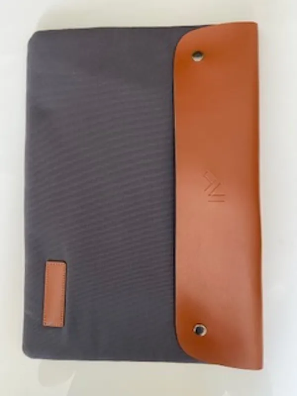 Brown_Vegan_Leather_Laptop_Bag_For_Office