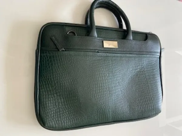 Dark_Green_Vegan_Leather_Laptop_Bag_For_Office