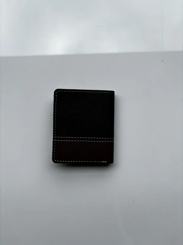 Black_Genuine_Leather_Bifold_Wallet_For_Men