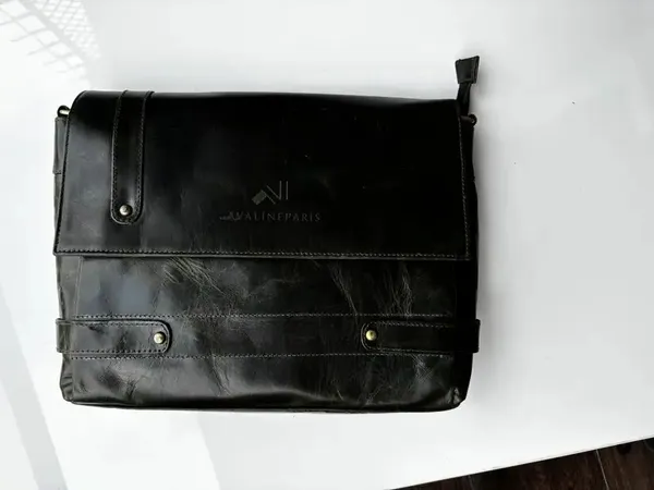 Green_Genuine_Leather_Messenger_Bag_For_Men