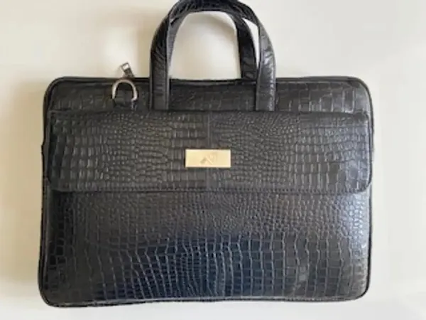 Black_Vegan_Leather_Laptop_Bag_For_Office