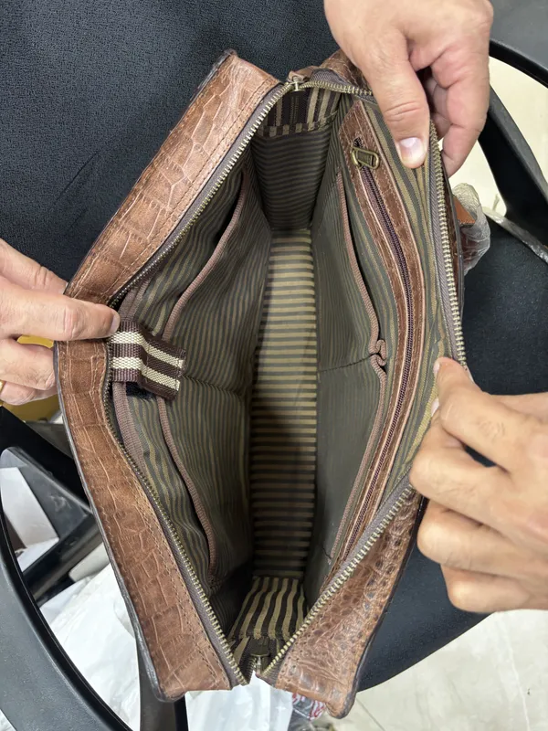 Brown_Vegan_Leather_Laptop_Bag_For_Office