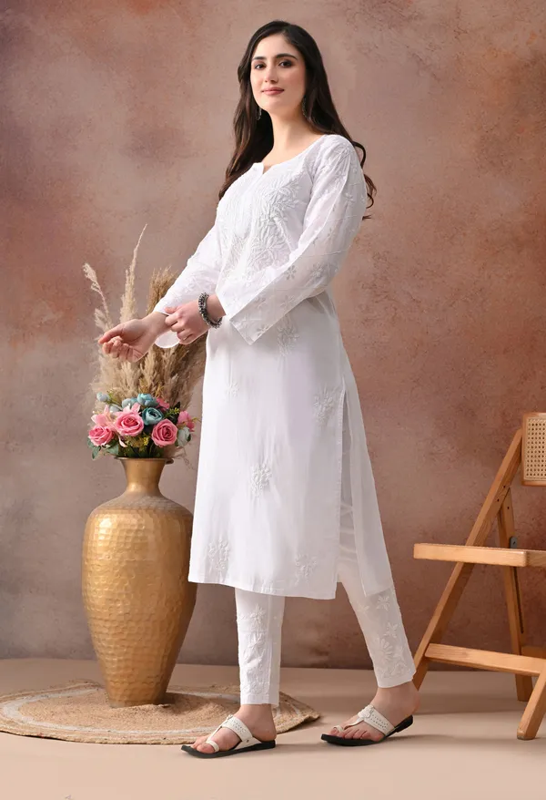 Pure_Grace_Hand_Embroidered_Chikankari_Cotton_Kurta_Classic_White
