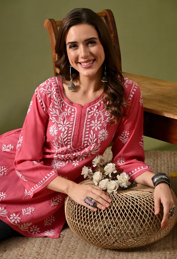 Syrish_Women's_Rose_Pink_Hand_Embroidered_Lucknow_Chikankari_Rayon_Straight_Kurti