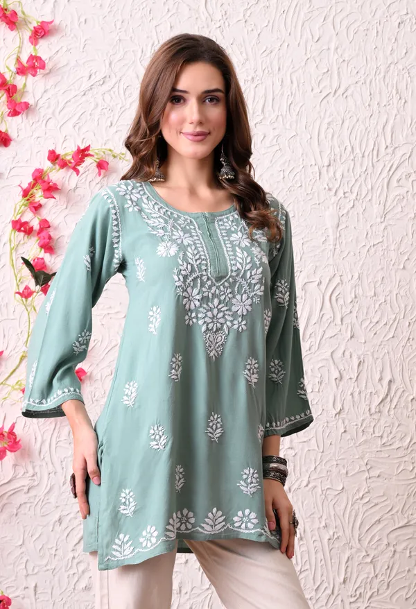 Syrish_Women's_Green_Hand_Embroidered_Lucknow_Chikankari_Rayon_Straight_Kurti