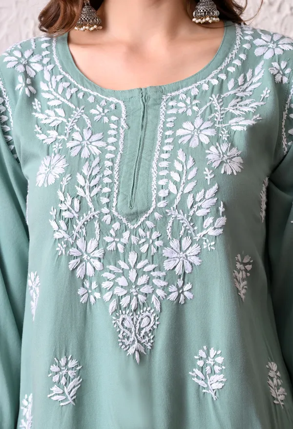 Syrish_Women's_Green_Hand_Embroidered_Lucknow_Chikankari_Rayon_Straight_Kurti