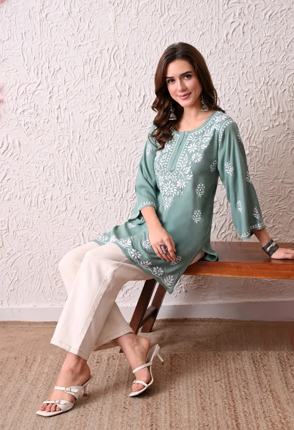 Syrish_Women's_Green_Hand_Embroidered_Lucknow_Chikankari_Rayon_Straight_Kurti