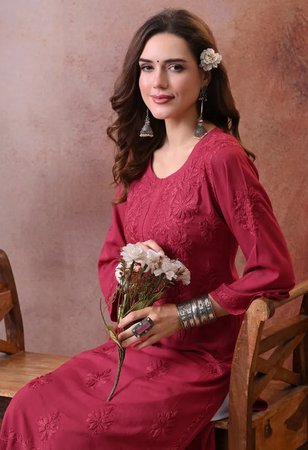 Syrish_Maroon_Hand_Embroidered_Lucknowi_Chikankari_Rayon_Kurta