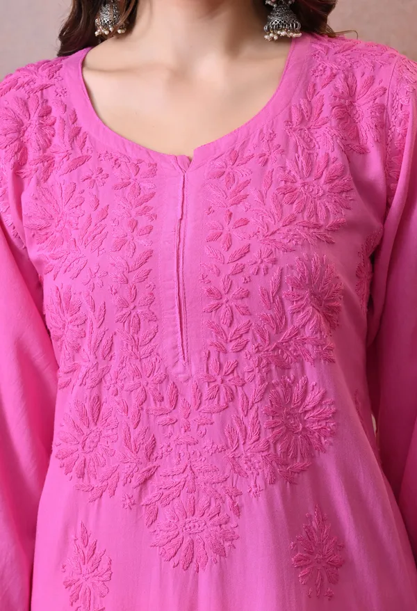 Syrish_Pink_Hand_Embroidered_Lucknowi_Chikankari_Rayon_Kurta