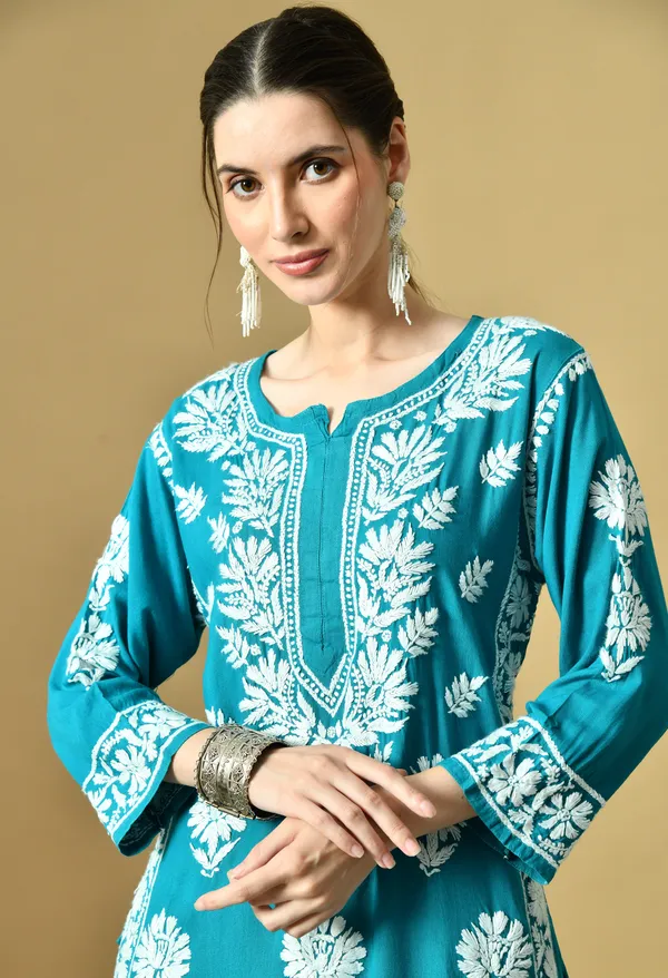 Firozi_Rayon_Hand-Embroidered_Chikankari_Kurta_with_Elegant_White_Floral_Design