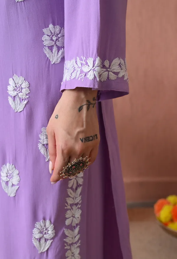Syrish_Lavender_Bloom_Hand_Embroidered_Chikankari_Rayon_Kurta_Set