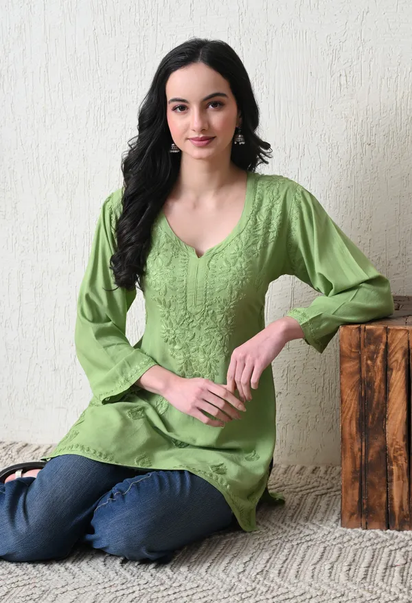 Green_Rayon_Chikankari_Short_Kurta
