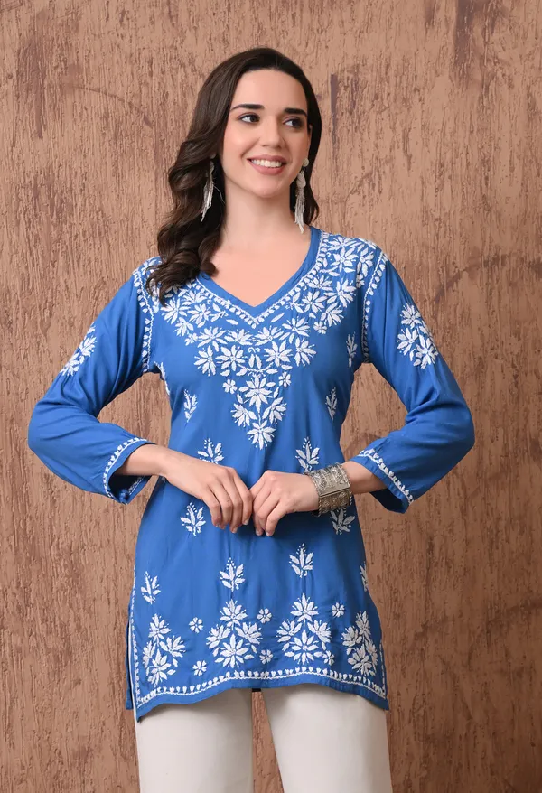 Blue_Elegant_Hand-Embroidered_Chikankari_Floral_Lucknowi_Kurti