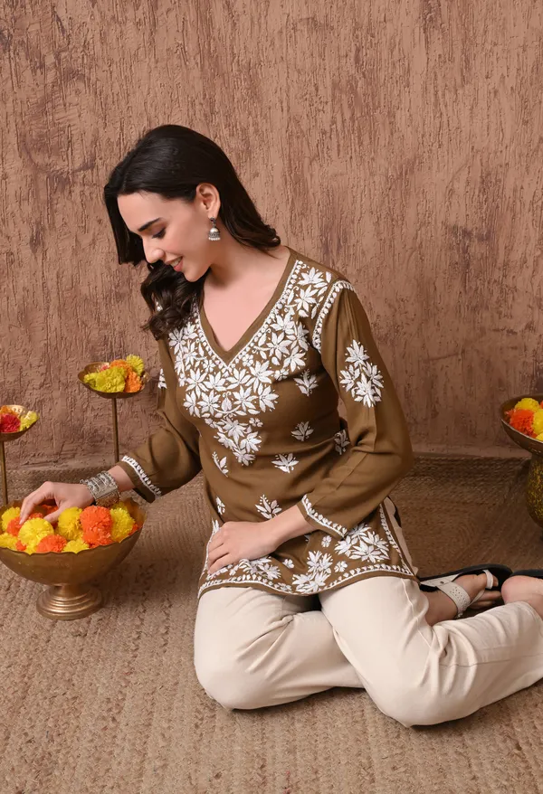Brown_Elegant_Hand-Embroidered_Chikankari_Floral_Lucknowi_Kurti