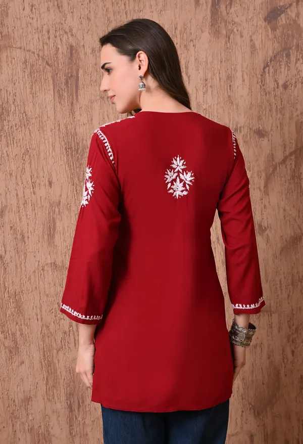 Maroon_Elegant_Hand-Embroidered_Chikankari_Floral_Lucknowi_Kurti
