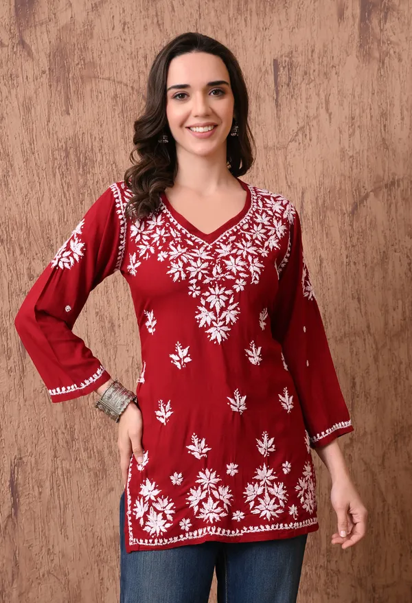 Maroon_Elegant_Hand-Embroidered_Chikankari_Floral_Lucknowi_Kurti