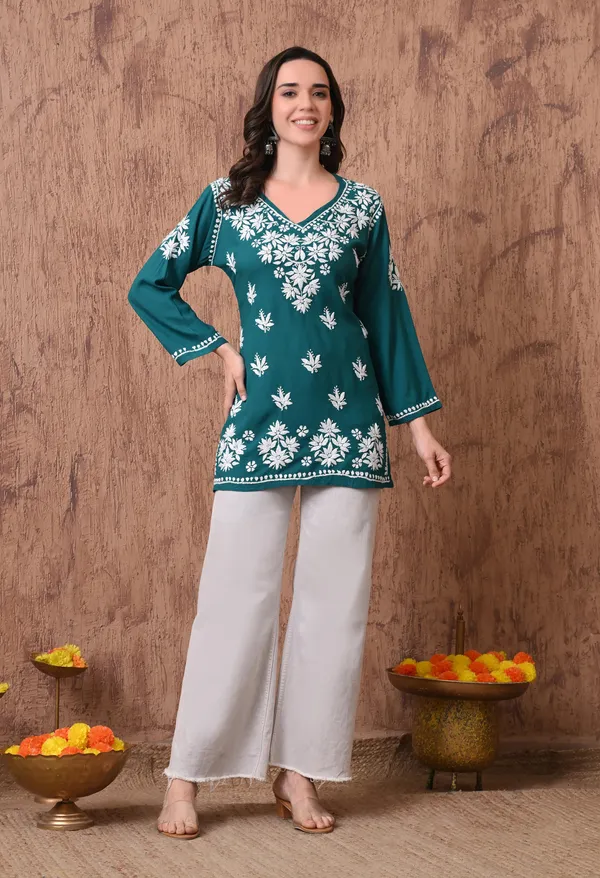 Teal_Green_Elegant_Hand-Embroidered_Chikankari_Floral_Lucknowi_Kurti
