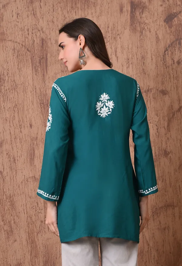 Teal_Green_Elegant_Hand-Embroidered_Chikankari_Floral_Lucknowi_Kurti