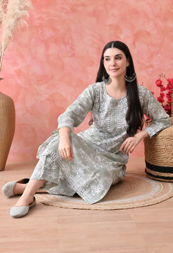 Hand_Embroidered_Chikankari_Mulmul_Plazo_Set-Light_Green