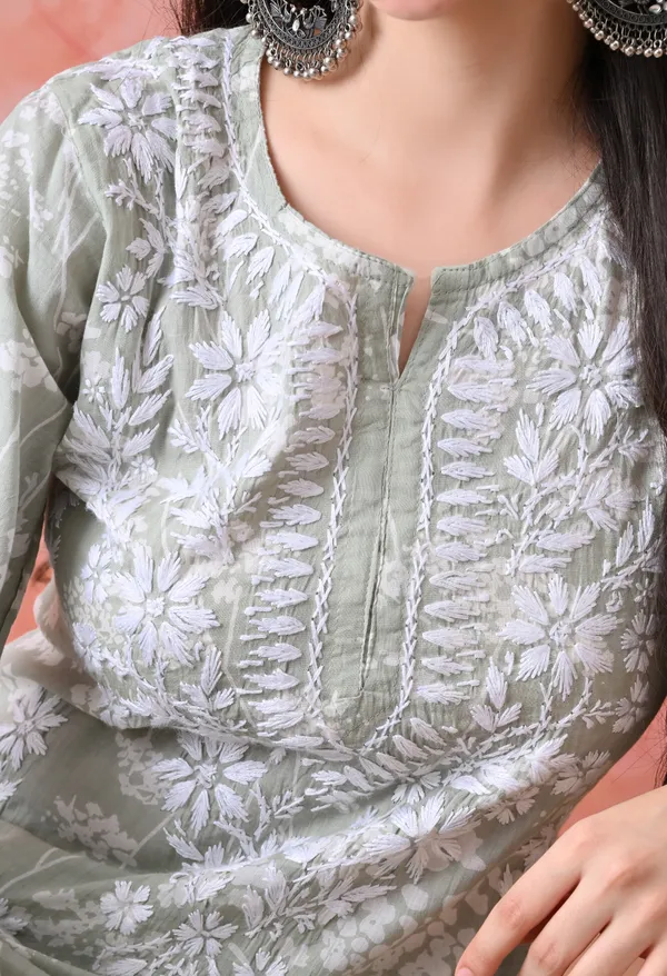 Hand_Embroidered_Chikankari_Mulmul_Plazo_Set-Light_Green