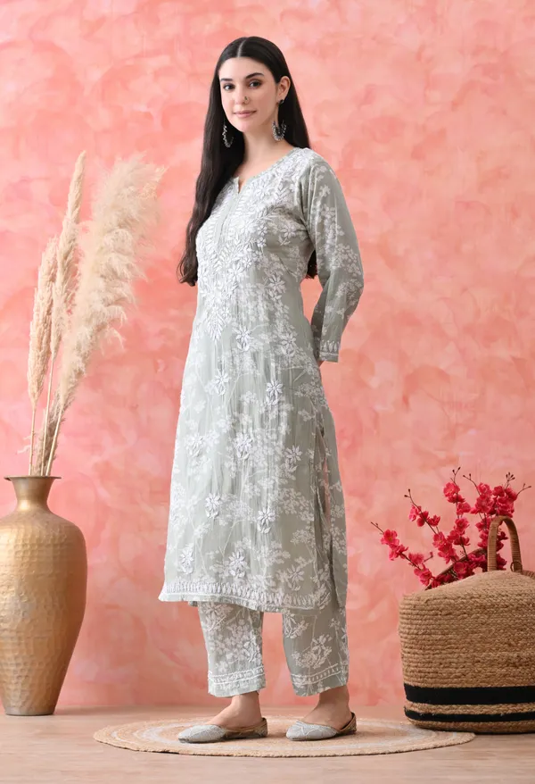 Hand_Embroidered_Chikankari_Mulmul_Plazo_Set-Light_Green