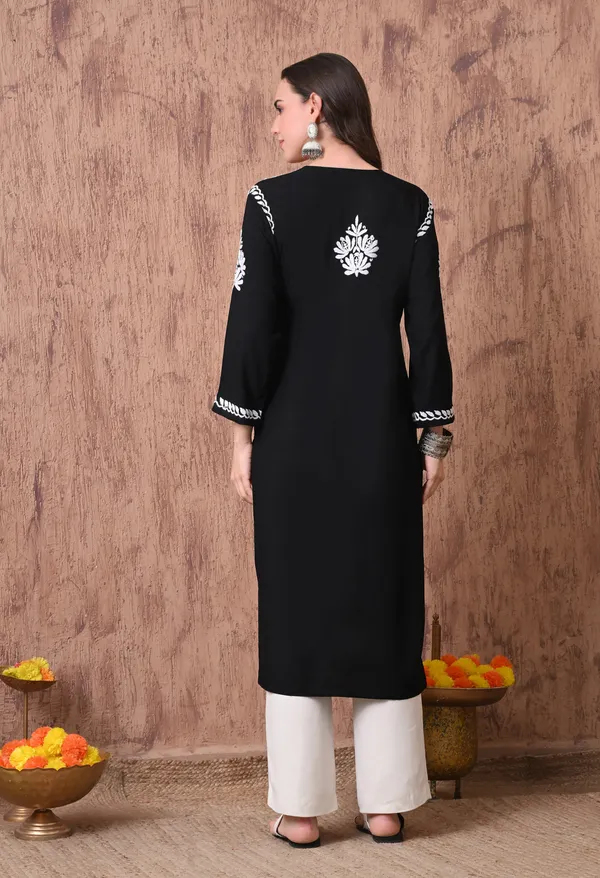 Black_&_White_Hand_Embroidered_Chikankari_Straight_Kurta